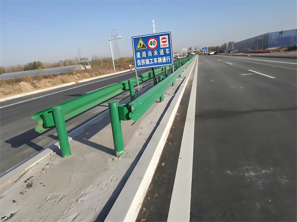 淮安公路护栏守护安全横跨多个行业的应用