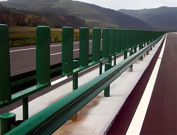 淮安三波护栏板在高速公路的应用